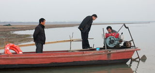 汽車(chē)裝飾用品市場(chǎng)迎來(lái)銷(xiāo)售熱潮，個(gè)性化需求推動(dòng)行業(yè)發(fā)展